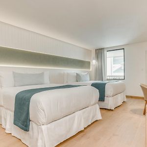 Deluxe rom med en queen-size seng